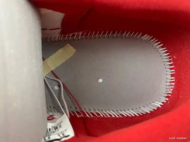 Reps LUCY Red Varsity Low 705329-101 Retro White Jordan 1 0408